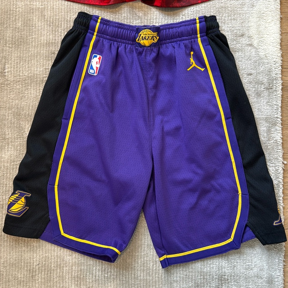 NBA Los Angeles Lakers Jordan Statement Short - Mens